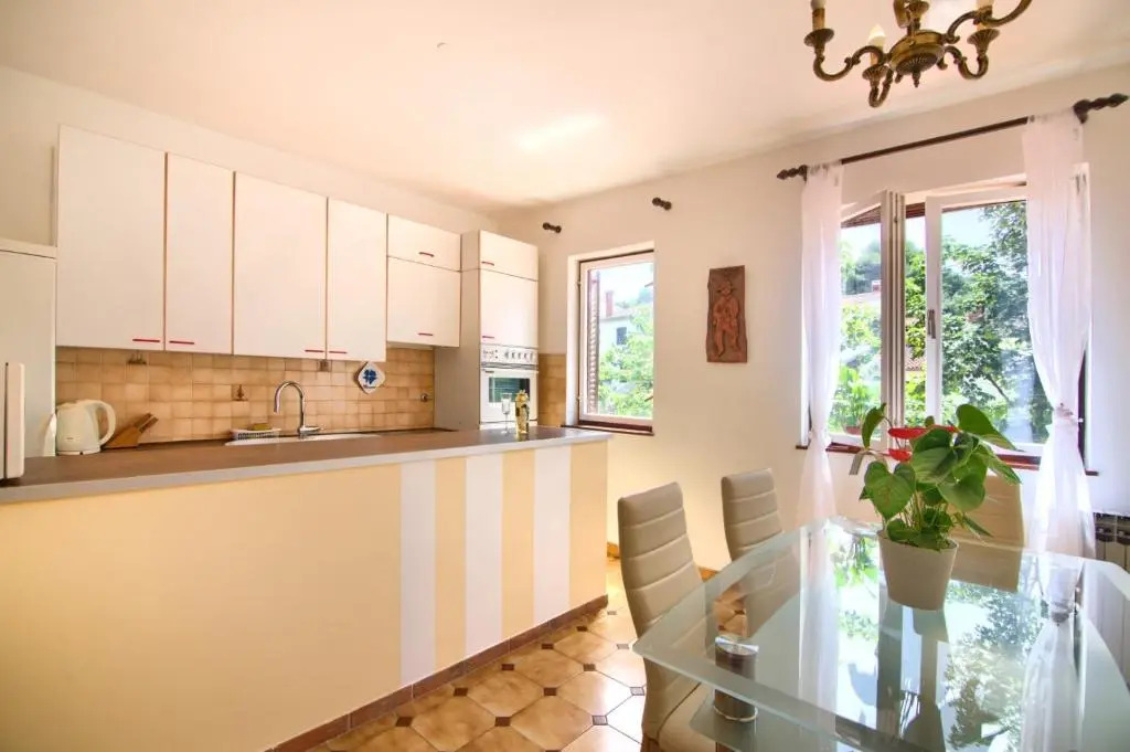 Apartments Mare