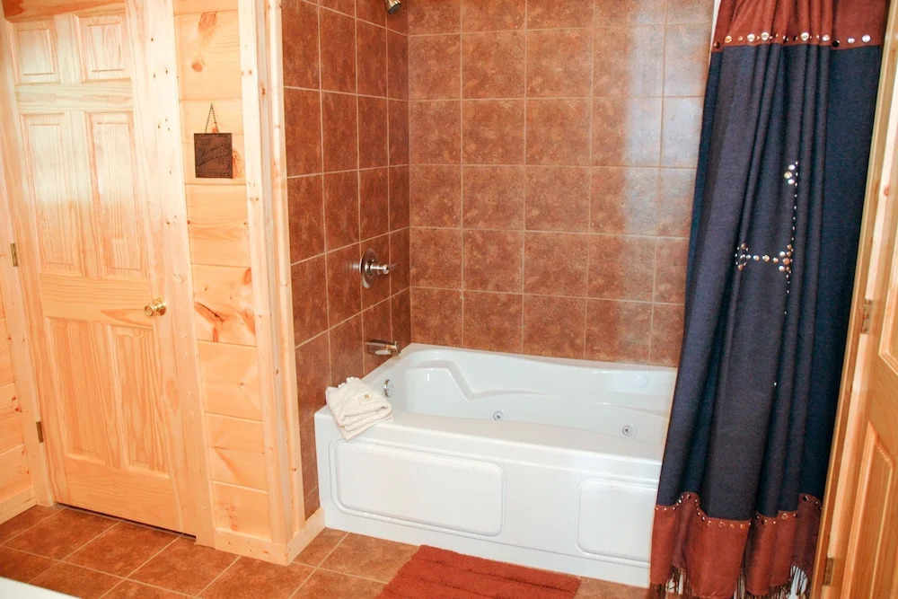 WESTERN SKY - 2 Br Cabin