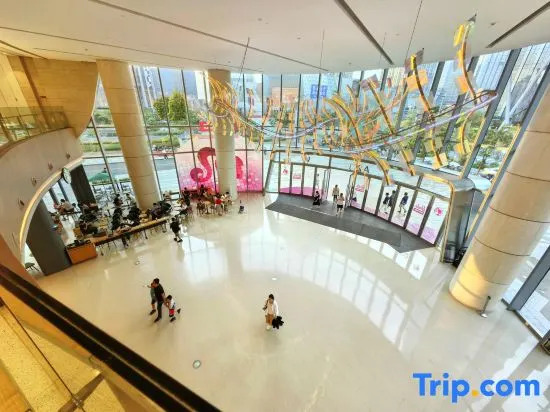 Star Theme Apartment (Guangzhou Panyu Tianhe Chengnancun Wanbo Metro Station)