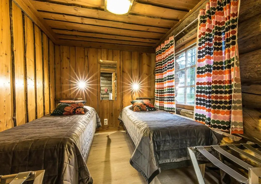 Levikaira Apartments - Log Cabins