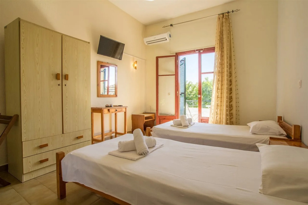 Aggeliki apartments Dassia By Hotelius