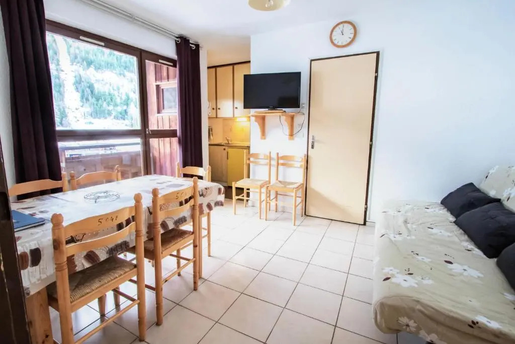 Résidence Les Portes De La Vanoise - 2 Pièces pour 6 Personnes 193184