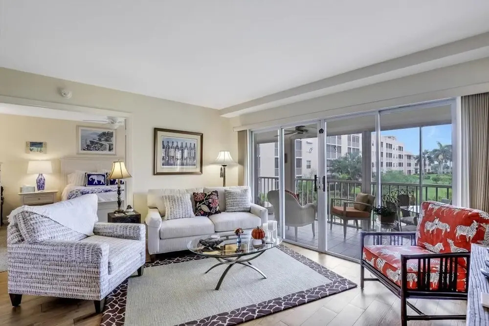 Island-style Condo With Pool, spa and Steps to Beach