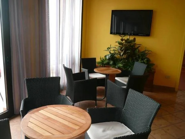 Lake Hotel Ifigenia