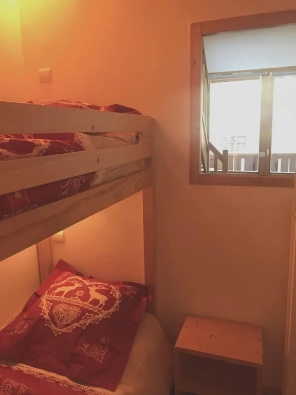 Apartment With 2 Bedrooms In Les Allues With Wonderful Mountain View Balcony And Wifi