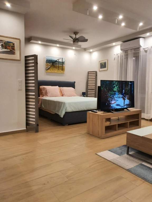 Tony's suite with parking