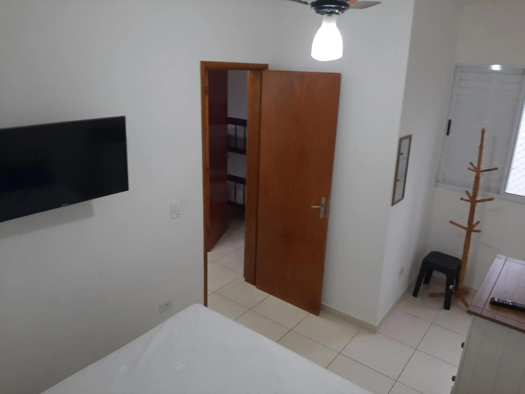 Apto Praia Ubatuba 2 Quartos 2 TVs Internet 400mb Completo e Equipado!