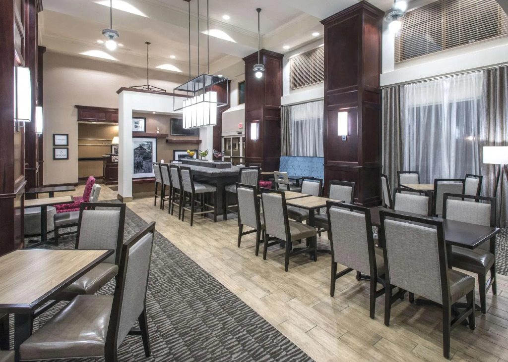 Hampton Inn & Suites Jackson