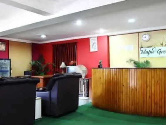 OYO 4606 Hotel Maple Green Suites