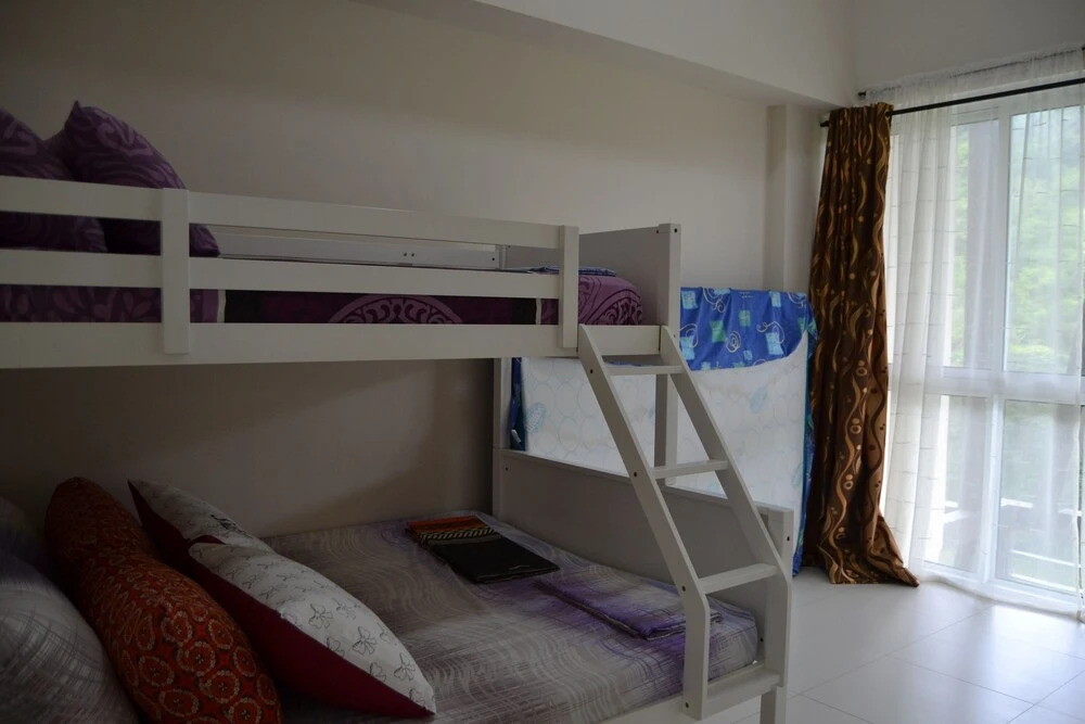 Pico de Loro Hamilo Coast