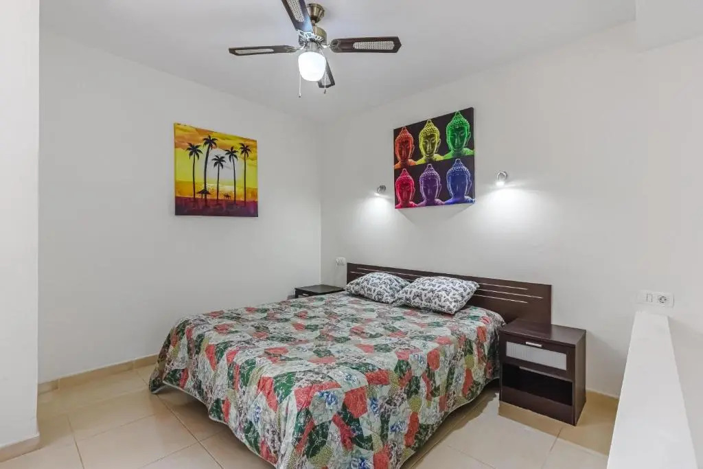 Nice 2 level apartment, El Cortijo, Las Americas LA45