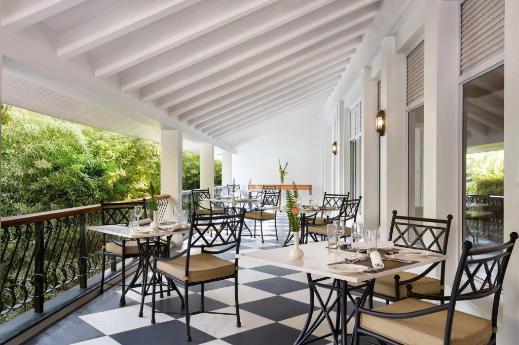 Отель Four Points By Sheraton Arusha