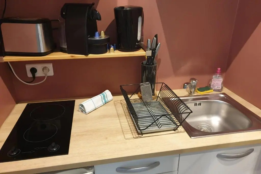 Cosy And Comfortable Studio For 2 In Avignon