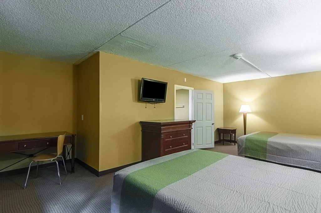 Motel 6 Sherman, TX