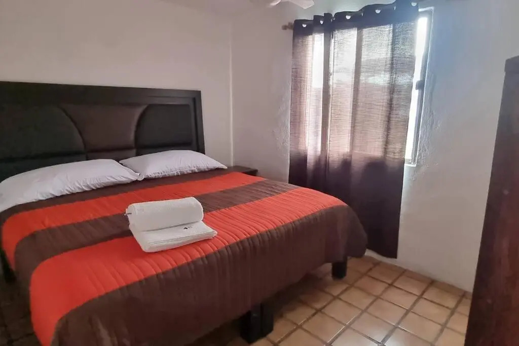 Lovely 2-bedroom condo with POOL