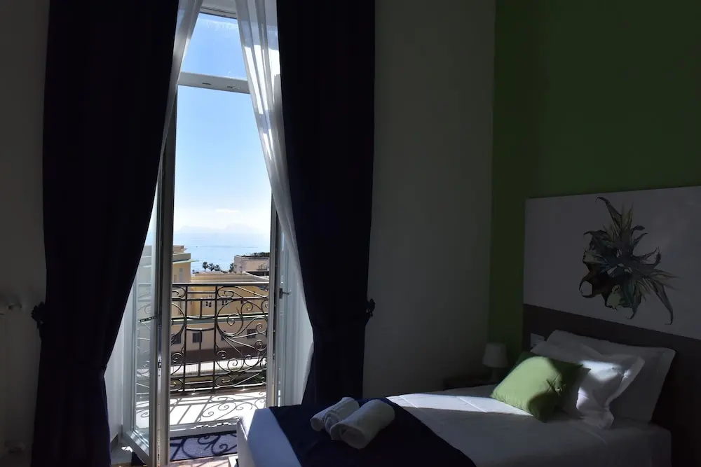 Specchio di Parthenope B&B