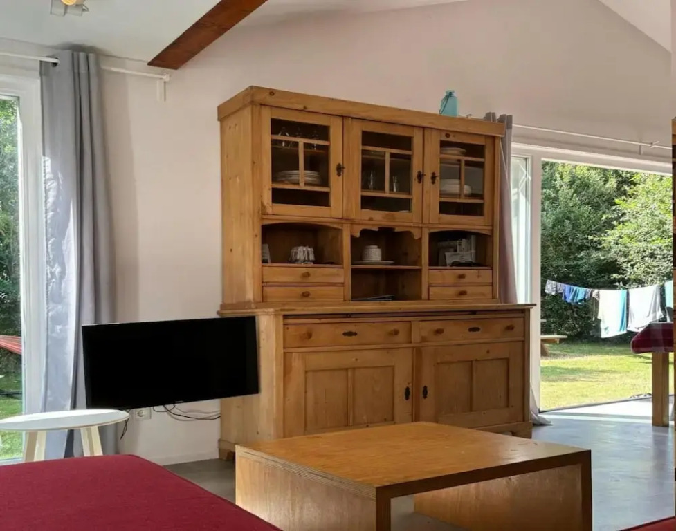 Renovated Bungalow With Garden for Families