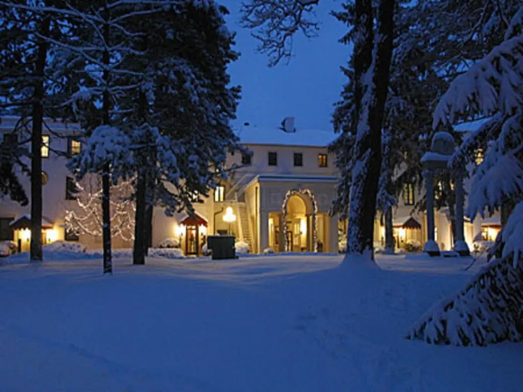 Geneva On The Lake Boutique Resort Hotel