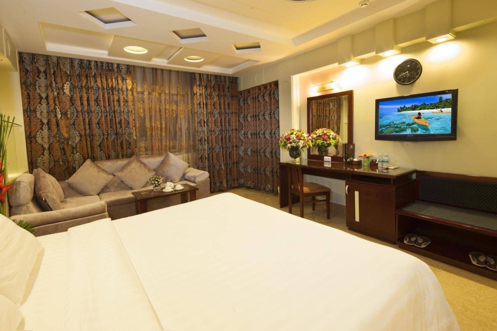 Roseland Inn Hotel