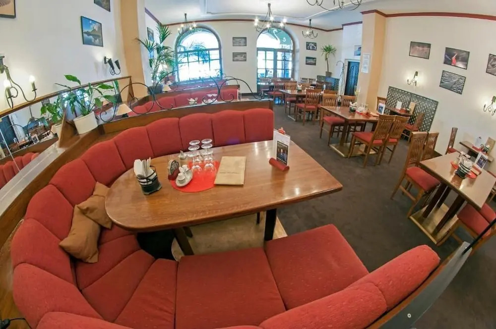Hotel Labuť