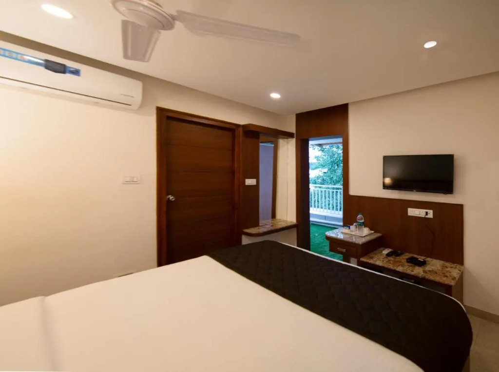 Hotel Dasya - Formerly Nice Stay The Business Hotel