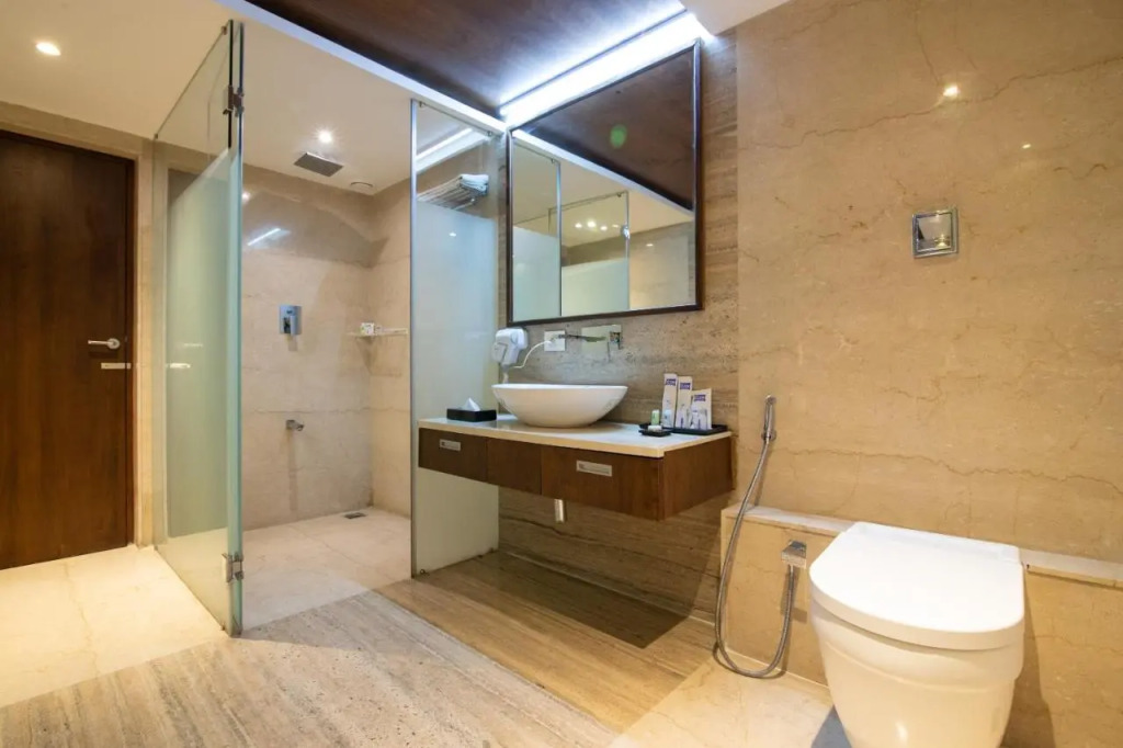 Icon Premier Hotel By Bhagini