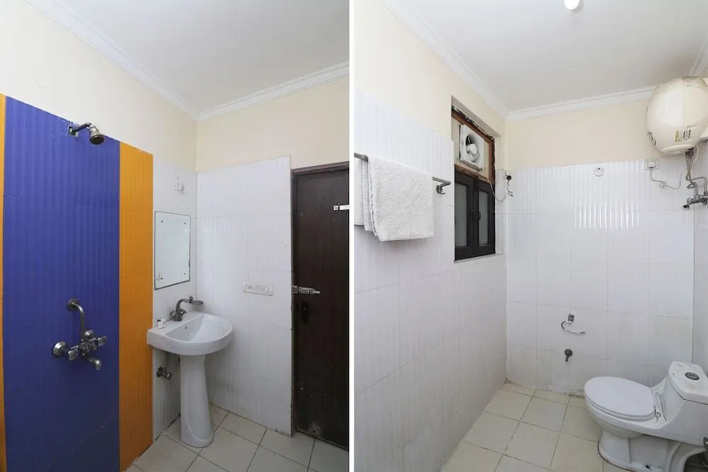 OYO 35663 Mayank Palace
