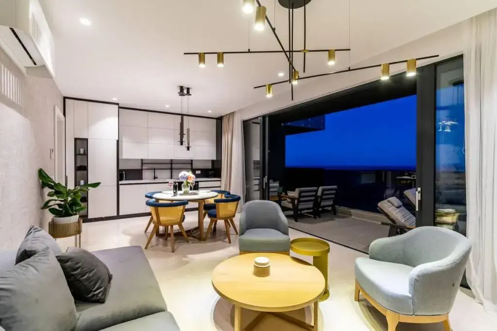 New&Luxury 5* with an Amazing View - Pure Apartment