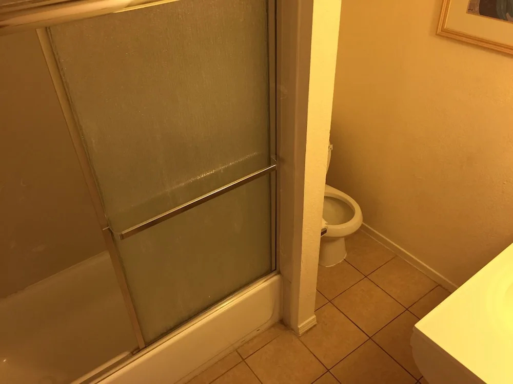 Parkway Inn