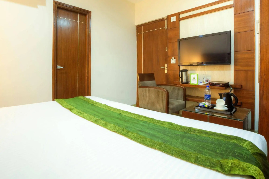 Mint Hotel