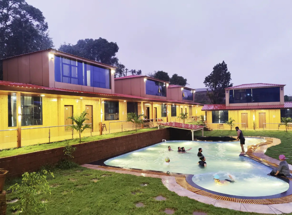 Arya Resort & Spa