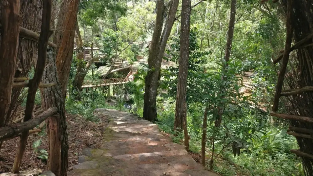Seribu Batu Songgo Langit Resort & Camp
