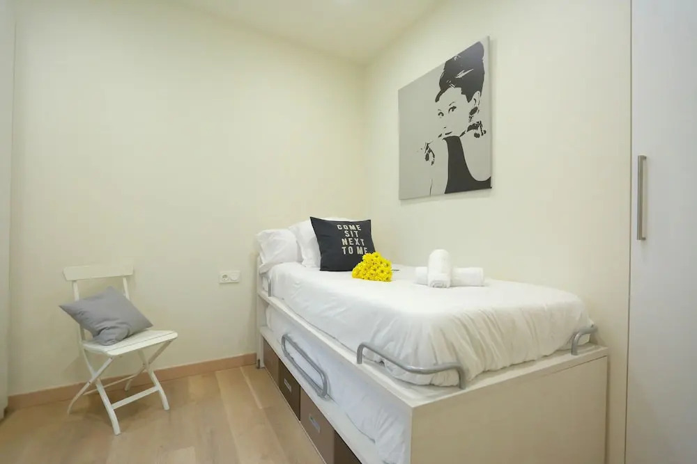 Bartolome Suite Apartment