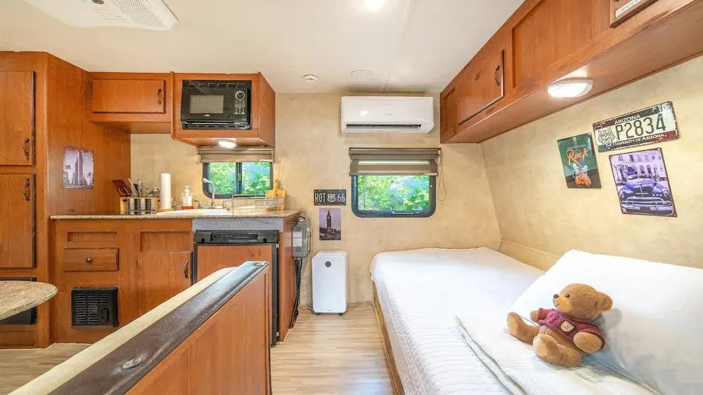 gyeongju yongcheonsu caravan