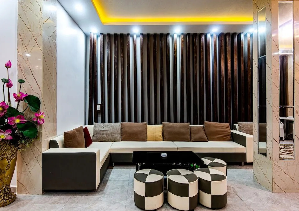 Son Hung Hotel