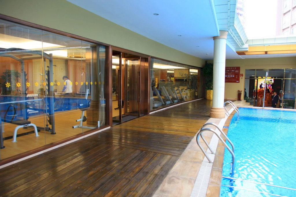 Zhuhai Charming Holiday Hotel