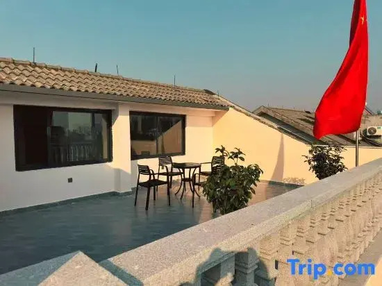 Floral Hotel·Xiyue Yaju Homestay (Nanmen Branch of Nanxun Ancient Town Scenic Area)