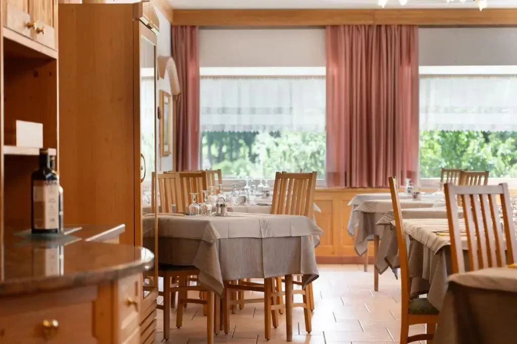 Hotel Mary