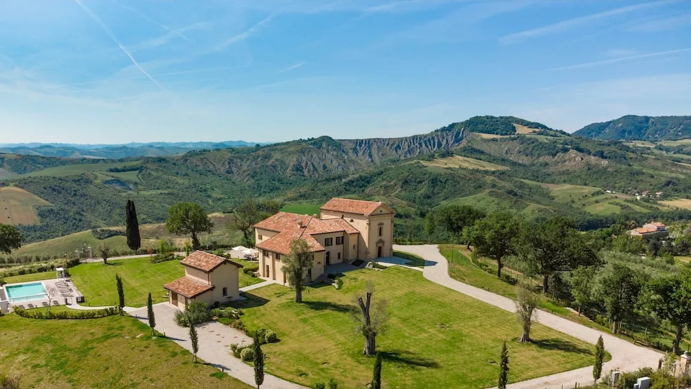 SANTA MARIA MADDALENA 10, Emma Villas