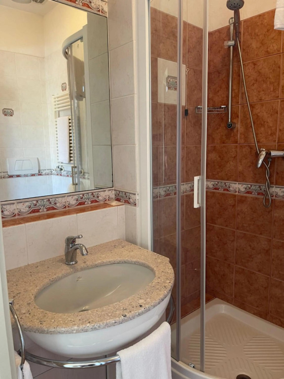 Villa Tina Hotel
