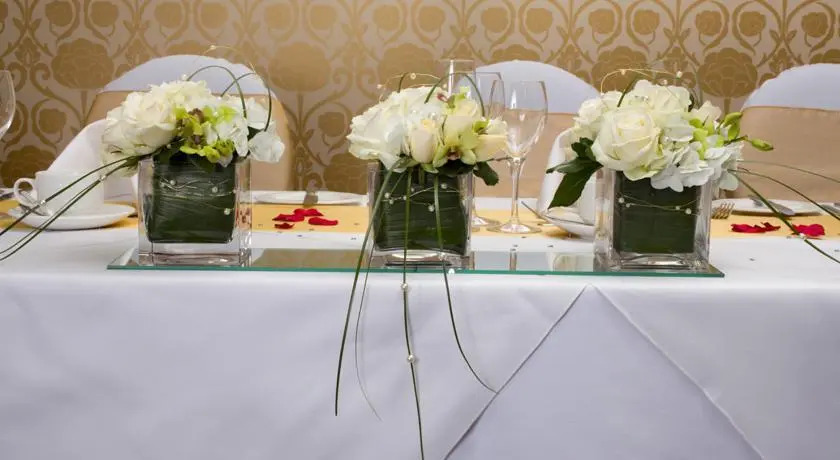 The Pear Tree Inn & Country Hotel