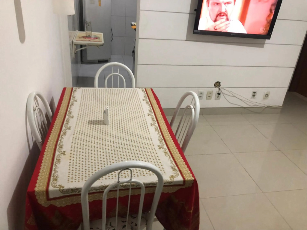 Apartamento aconchegante em condomínio fechado.