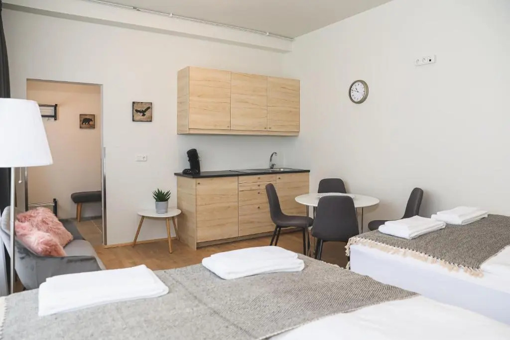E18 Apartments