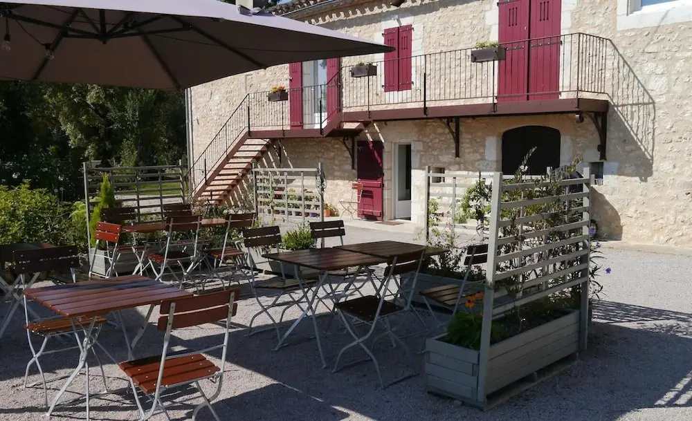 LE RELAIS DARZAC