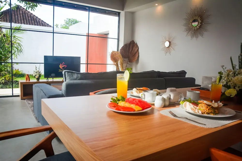 The Kons Villa Bali Seminyak