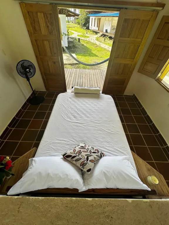 Pacific Waves Hostel & Surf