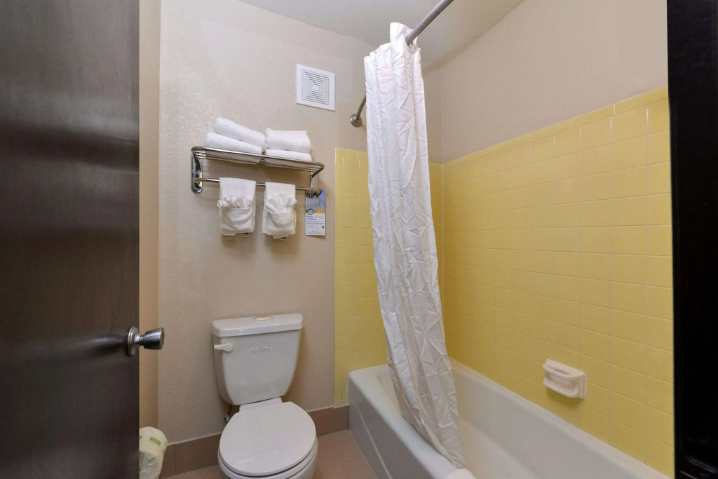 Quality Inn Appleton West