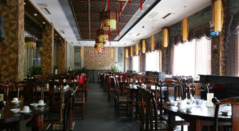 Kunlong Hotel