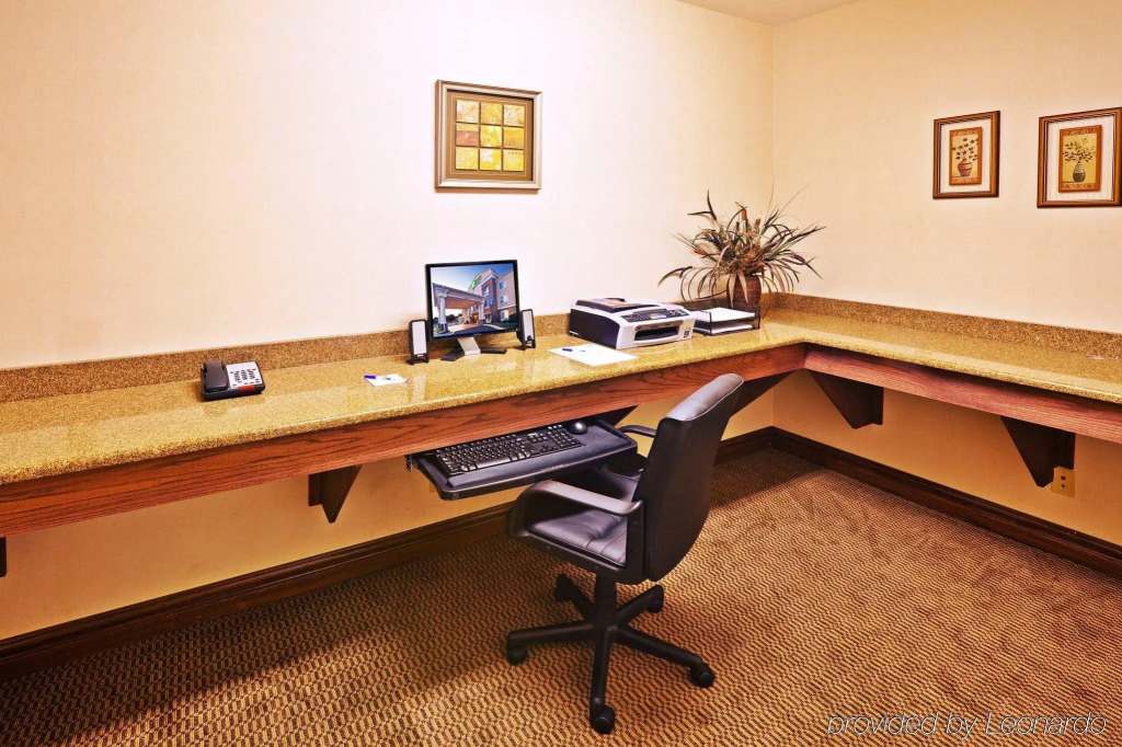Quality Inn & Suites Bethany - Oklahoma City West