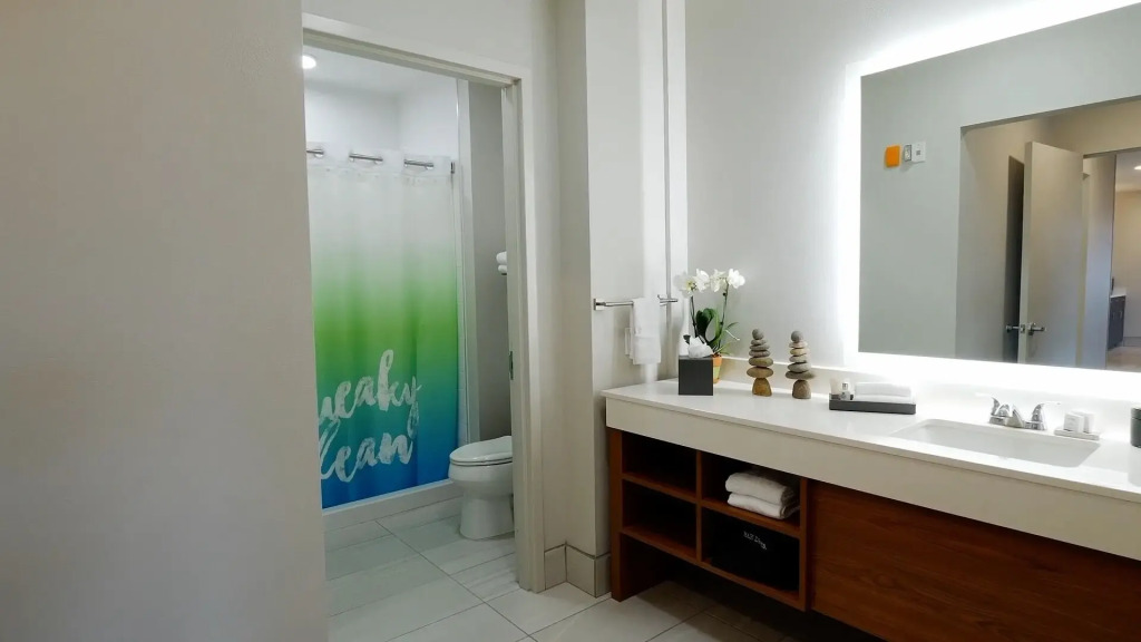 The Kartrite Resort and Indoor Waterpark